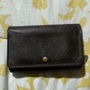 Louis Vuitton Monogram Tressor Wallet